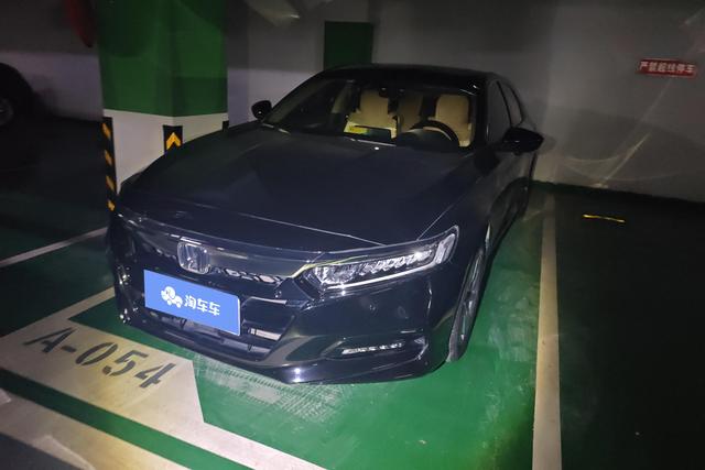 Accord 2018 260TURBO Luxury Edition State V