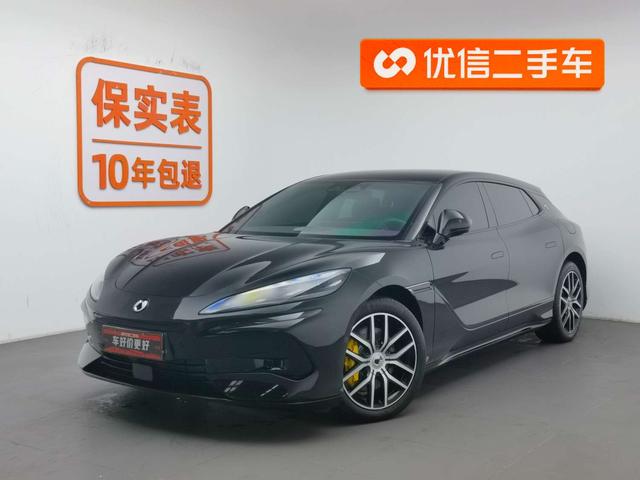 Denza Z9GT DM 2024 1100 four-wheel drive Pro version