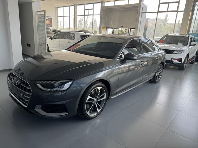 Audi A4L 2020 40 TFSI Stylish Elegance