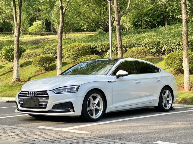 Audi A5 2019 Sportback 40 TFSI Style National V