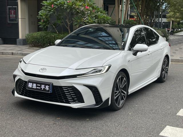 Camry 2024 Dual Engine 2.0 HS Sports Edition