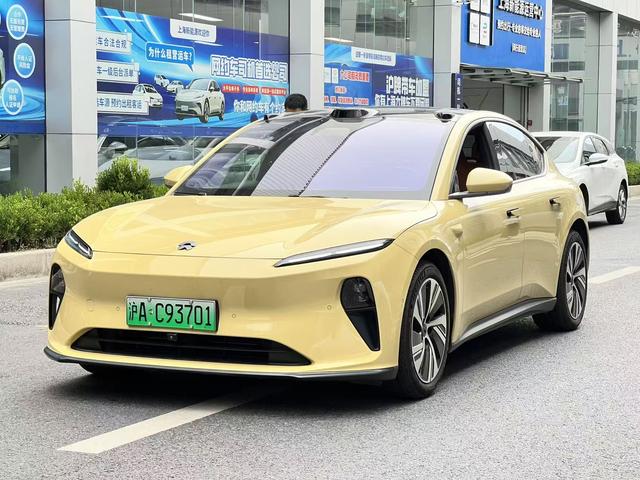 Azera ET5 2022 75kWh
