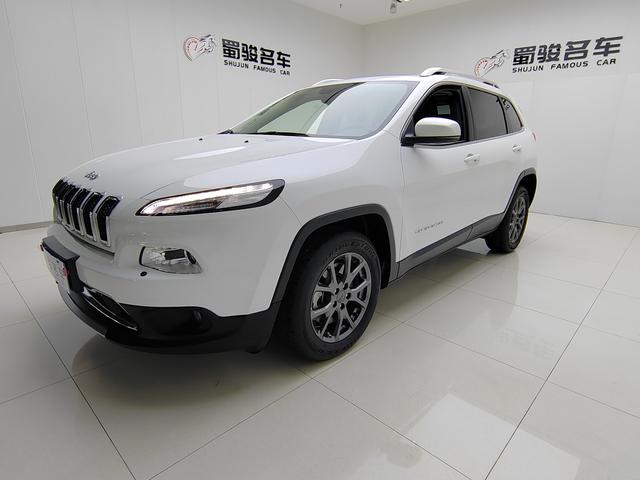 Free Light 2020 2.0L two-wheel drive classic sports version