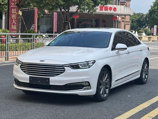 Taurus 2019 EcoBoost 245 Premium Edition