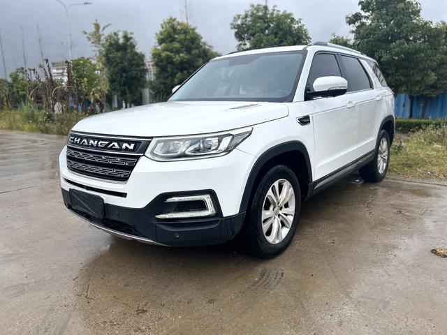 Changan CS95 2018 2.0T two-wheel drive Glory Edition