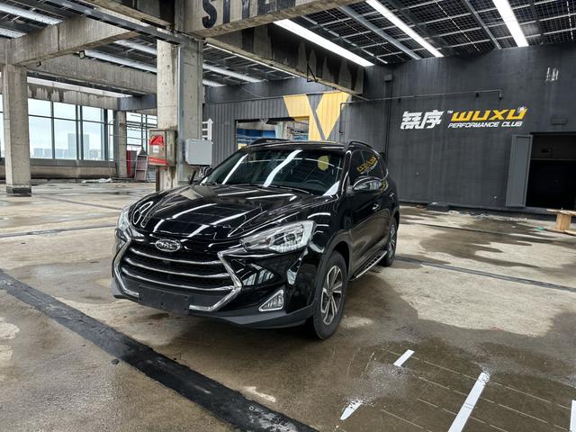 Ruifeng S7 2017 2.0T automatic luxury smart type