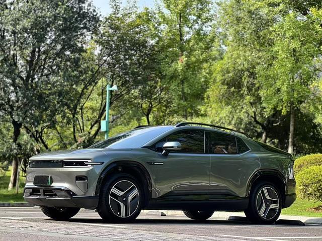 Changan Qiyuan E07 2024 pure electric 90kWh Ultra high-performance four-wheel drive