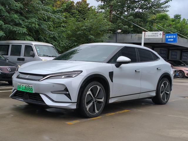 Song L EV 2024 model 662km transcendent Type
