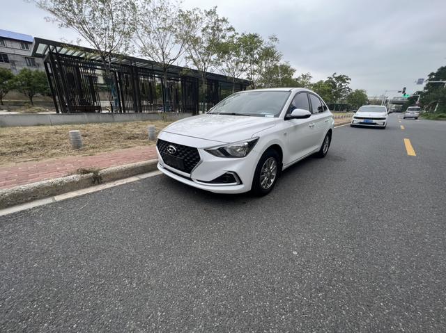 Hyundai 2018 1.6L Automatic Pleasant Edition GL State V