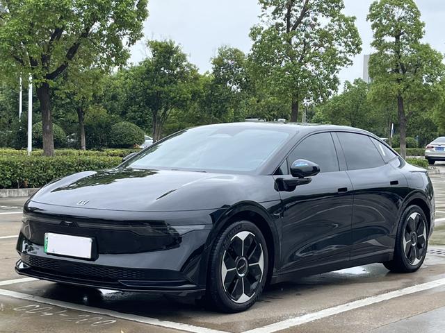 ZEEKR 007 2024 4WD 75kWh