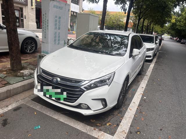 Qin DM 2017 model 1.5T Qin 100