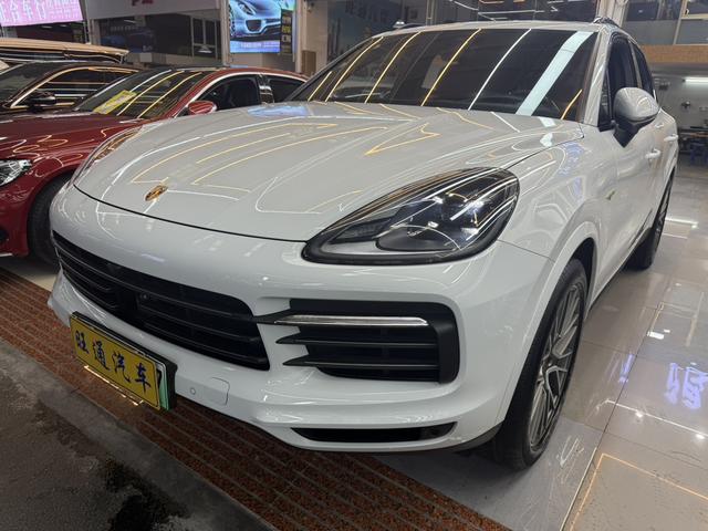 Cayenne E-Hybrid 2023 Cayenne E-Hybrid 2.0T Platinum