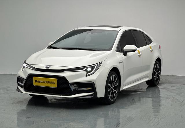 Regal 2022 Twin Engine 1.8H E-CVT Sport