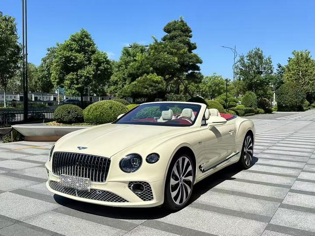 Continental 2023 4.0T GT V8 Convertible Elegant Edition
