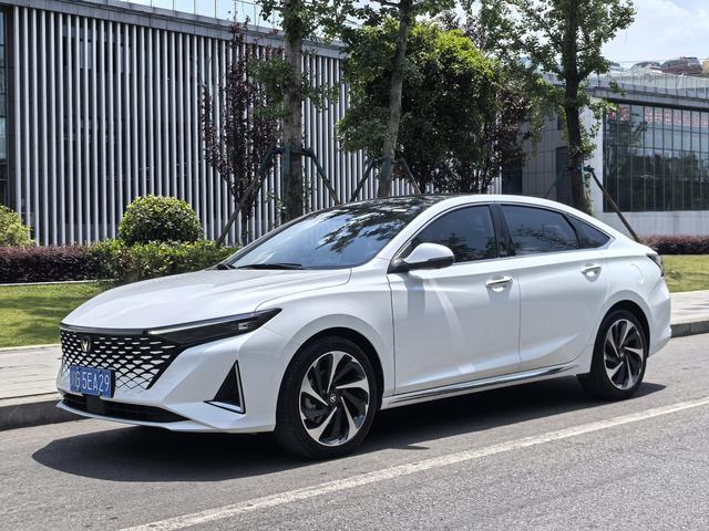Ridgeline PLUS 2023 1.5T DCT Flagship