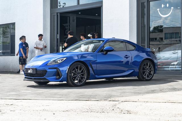 Subaru BRZ 2022 2.4L manual version