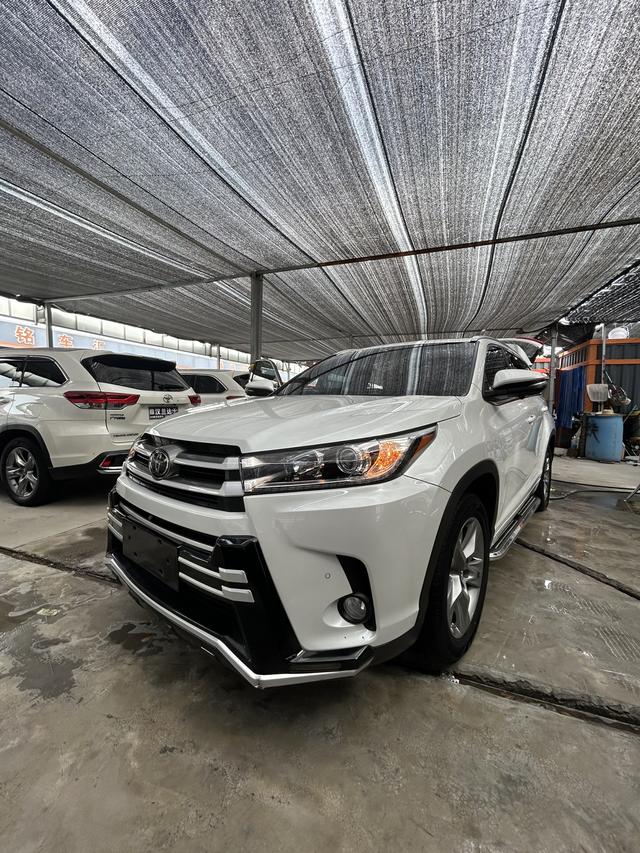 HANLANDER 2021 2.0T 4WD LUXURY 7-SEATER