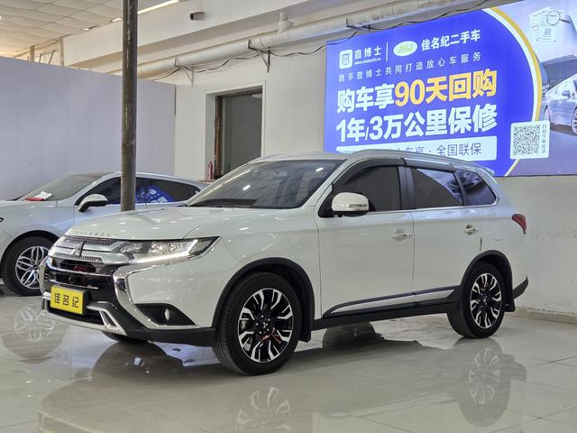 Outlander 2020 2.0L 2WD Premium 7-Seater
