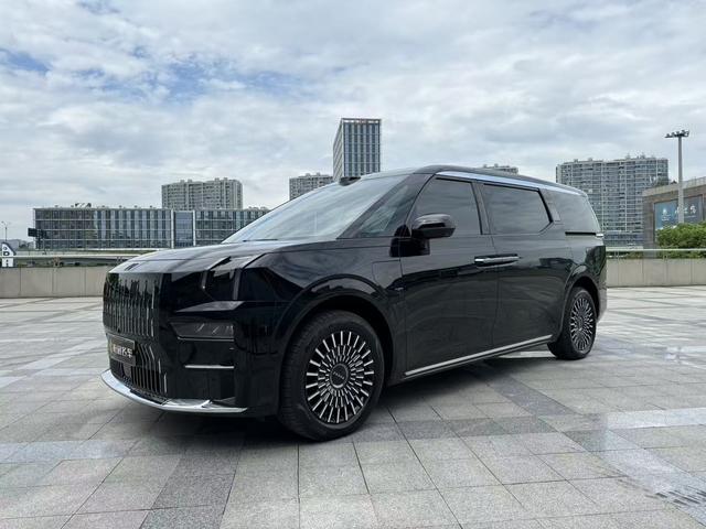 ZEEKR 009 2024 seven-seater aisle version two-wheel drive 108kWh