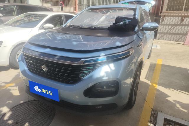 Baojun RM-5 2019 1.5T CVT 24-hour online elite 6-seater