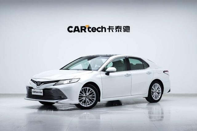 Camry 2018 2.5G Luxury Edition