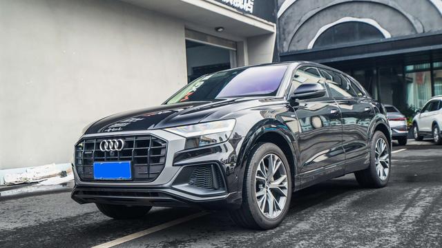 Audi Q8 2019 55 TFSI Luxury Dynamic