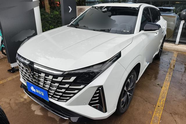 Changan UNI-Z PHEV 2024 Blue Whale Smart iDD 125KM Transcendent Type