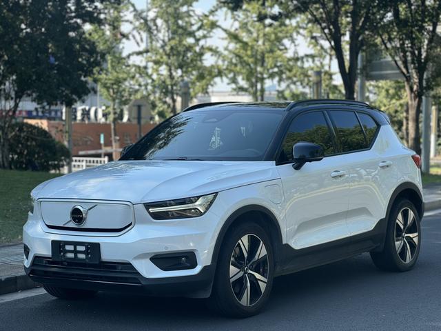 Volvo XC40 EV 2021 P8 pure electric four-wheel drive Zhiya Sports Edition