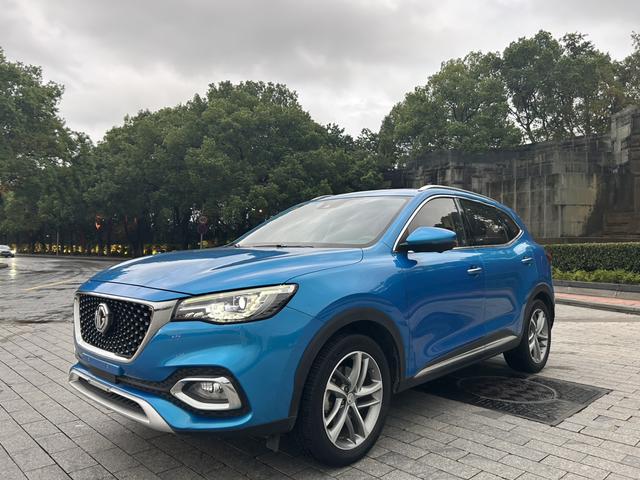 MG HS 2018 20T automatic two-wheel drive hormone passion version National V