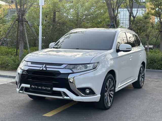 Outlander 2021 facelift 2.0L two-wheel drive Enjoy Edition 7-seater