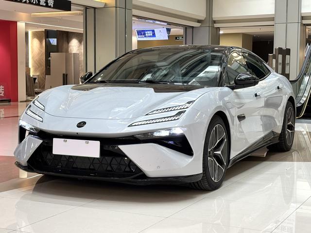 Emeya 2025 Model 600 Travel Edition