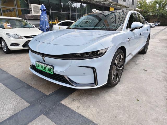 Lantu Chasing Light EV 2023 580km Standard Edition