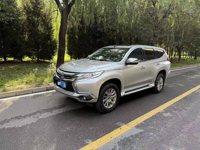 Pajero Jinchang (imported) 2019 3.0L standard type