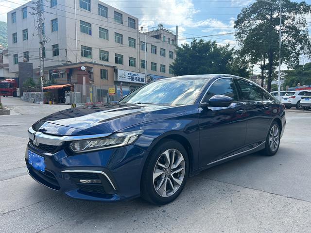 Insignia 2019 260TURBO Exquisite Edition National VI