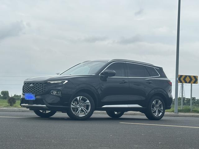 Collier 2022 EcoBoost 170 Platinum Link