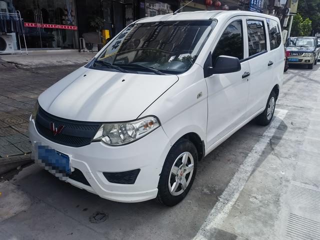 Wuling Hongguang 2015 Model 1.2L S Basic Type Country IV