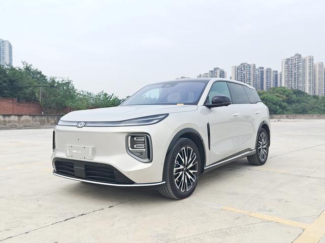 Changan Qiyuan Q07 2025 Model 215 flagship PLUS