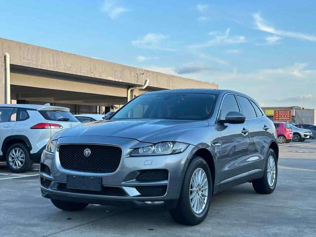 Jaguar F-PACE 2018 2.0T 2WD Urban Premium