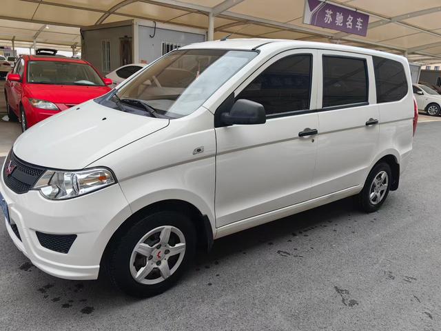 Wuling Hongguang 2020 model 1.2L S basic National VI LSI