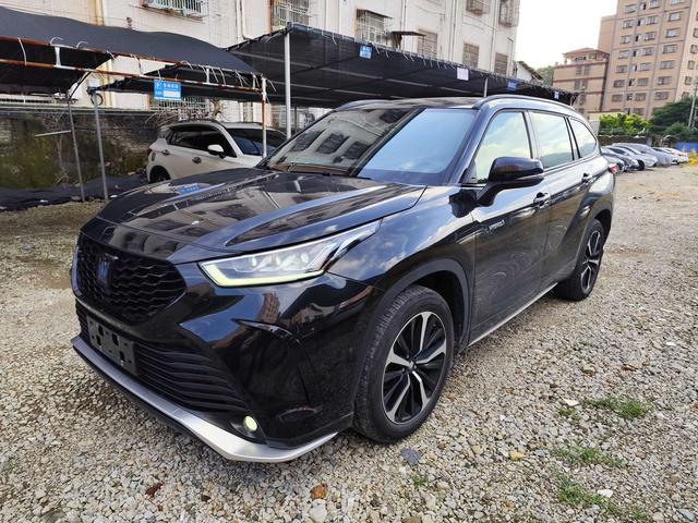 Crown Land Release 2022 2.5L HEV 4WD Deluxe