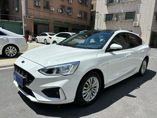 Focus 2020 Trim EcoBoost 180 Automatic Vanguard