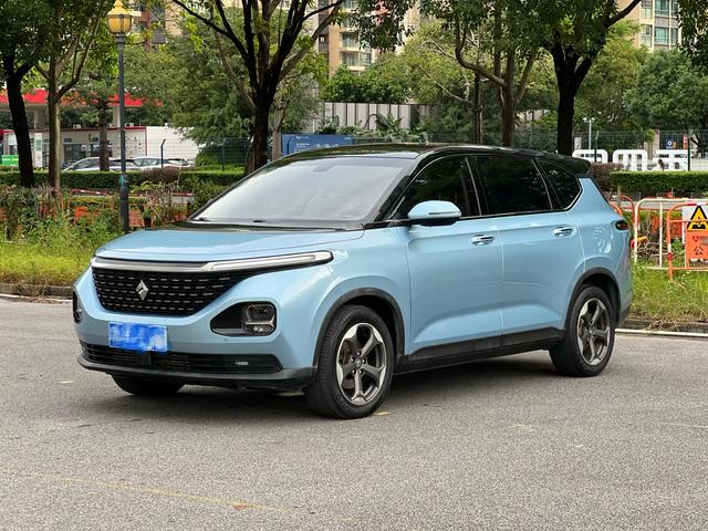Baojun RM-5 2019 1.5T CVT 24-hour online luxury 5-seater