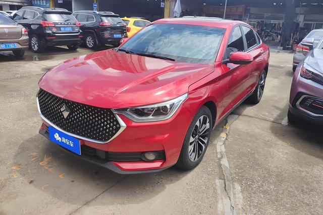 Baojun RC-6 2019 1.5T CVT 24-hour online premium type