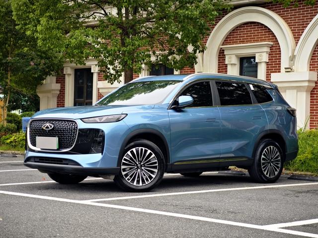 Tiggo 8 PLUS C-DM 2025 1.5T Premium Type