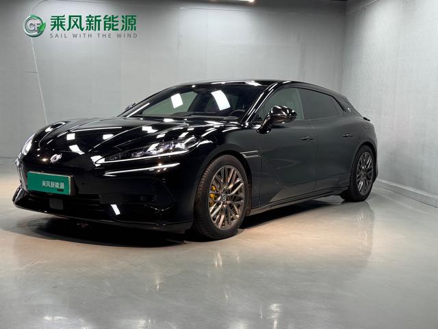 Denza Z9GT DM 2024 1100 four-wheel drive Max version