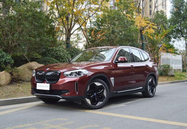 BMW iX3 2021 Genesis