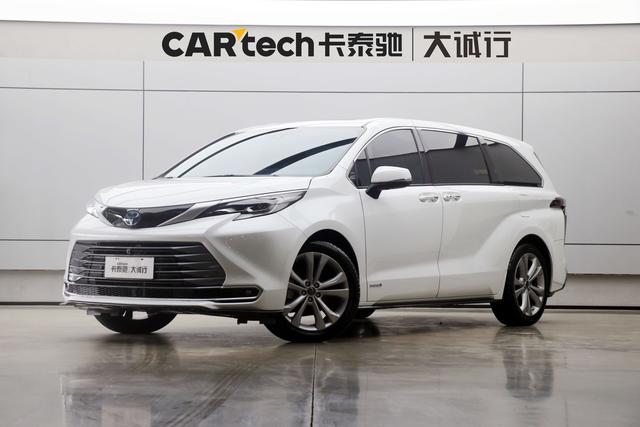 Saina 2023 Dual Engine 2.5L Premium Edition