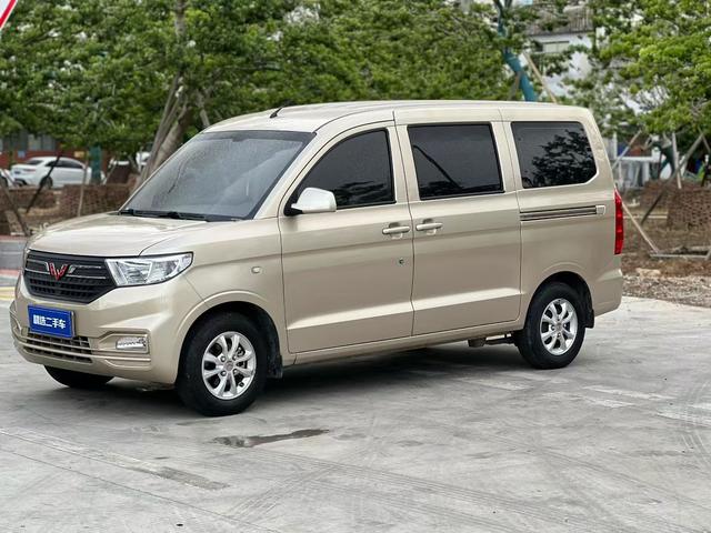 Wuling Hongguang V 2019 model 1.5L Jin Take Version National VI LAR