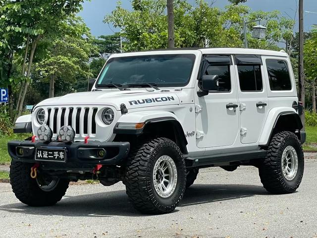 Wrangler 2019 2.0T Sahara four-door electric convertible version Country VI