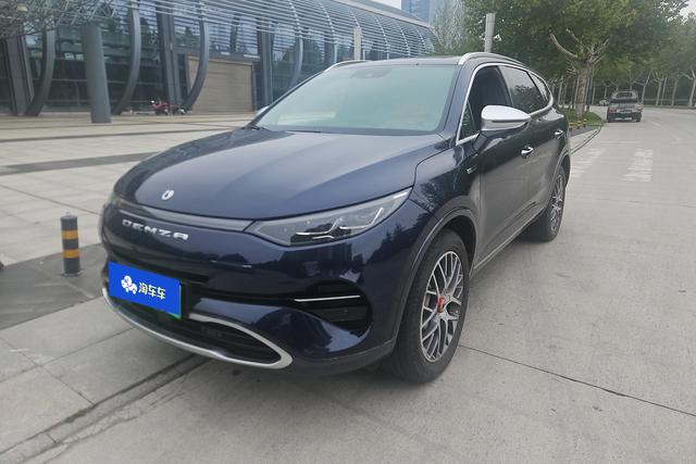 Denza X PHEV 2020 2.0T Ultimate Edition
